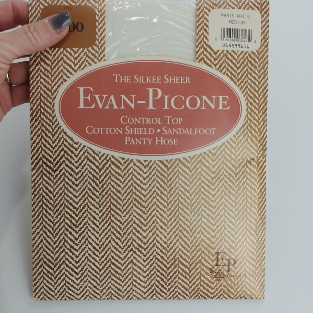 Evan-Picone NWT Vintage The Silkee Sheer Control Top Pantyhose M White Bridal